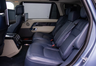 Подержанный автомобиль Land Rover Range Rover 2019 года (9 фото)