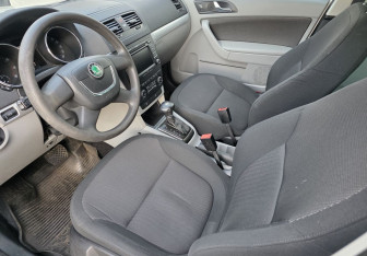 Подержанный автомобиль Skoda Yeti 2011 года (9 фото)