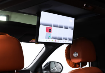 Подержанный автомобиль LiXiang L9 2023 года (14 фото)