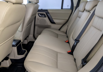 Подержанный автомобиль Land Rover Freelander 2014 года (12 фото)