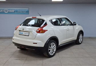 Подержанный автомобиль Nissan Juke 2014 года (5 фото)