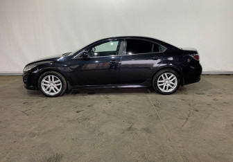 Подержанный автомобиль Mazda 6 Sedan 2010 года (8 фото)
