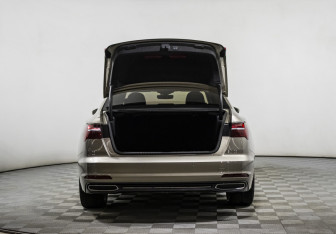 Подержанный автомобиль Audi A6 Sedan 2019 года (24 фото)