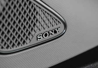 Подержанный автомобиль Omoda C5 2023 года (17 фото)