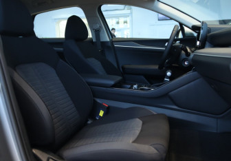 Новый Kia K5 2025 (14 фото)