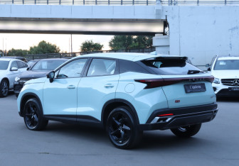 Подержанный автомобиль Omoda C5 2023 года (7 фото)