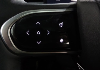 Подержанный автомобиль Jaecoo J7 2023 года (17 фото)