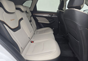 Подержанный автомобиль Haval Jolion 2022 года (11 фото)