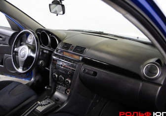 Подержанный автомобиль Mazda 3 Sedan 2005 года (7 фото)