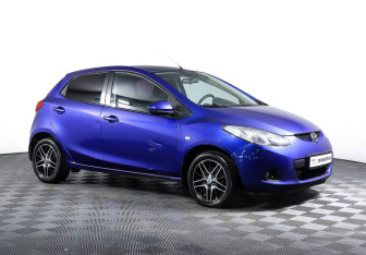 Подержанный автомобиль Mazda 2 Hatchback 2008 года (3 фото)