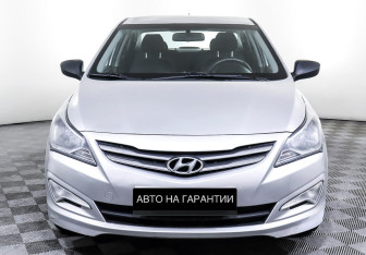 Подержанный автомобиль Hyundai Solaris Sedan 2015 года (2 фото)