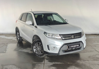 Подержанный автомобиль Suzuki Vitara 2016 года (3 фото)