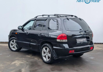 Подержанный автомобиль Hyundai Santa Fe 2008 года (7 фото)