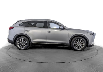 Подержанный автомобиль Mazda CX-9 2018 года (4 фото)