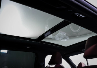 Подержанный автомобиль Geely Monjaro 2023 года (18 фото)