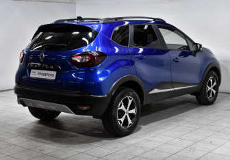 Подержанный автомобиль Renault Kaptur 2022 года (5 фото)