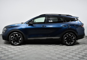 Подержанный автомобиль Kia Sportage 2022 года (3 фото)