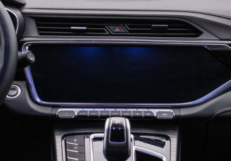Подержанный автомобиль Geely Atlas Pro 2022 года (14 фото)