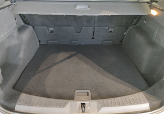 Подержанный автомобиль Ford Kuga 2013 года (13 фото)