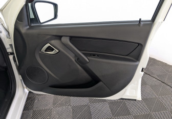 Подержанный автомобиль LADA (ВАЗ) Granta Sedan 2022 года (24 фото)