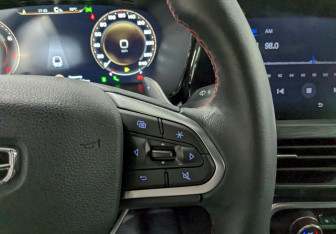 Подержанный автомобиль Geely Tugella 2023 года (28 фото)