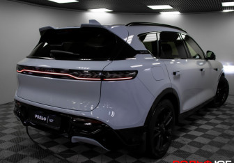 Подержанный автомобиль Voyah Free 2023 года (30 фото)