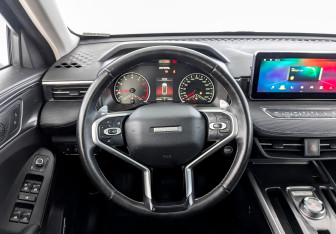 Подержанный автомобиль Haval Jolion 2023 года (21 фото)