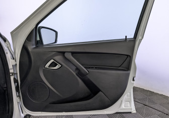 Подержанный автомобиль LADA (ВАЗ) Granta Sedan 2022 года (24 фото)