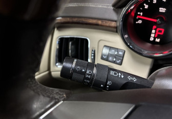 Подержанный автомобиль Cadillac CTS Sedan 2008 года (24 фото)