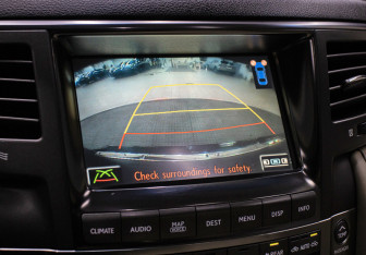 Подержанный автомобиль Lexus LX 2008 года (22 фото)