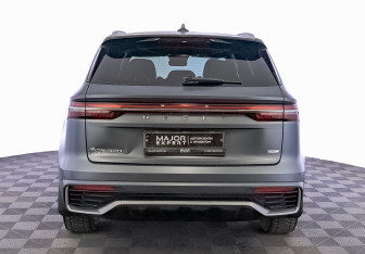 Подержанный автомобиль Geely Monjaro 2024 года (6 фото)