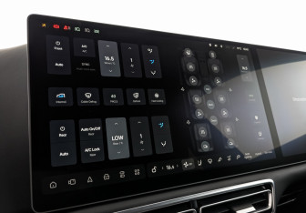 Подержанный автомобиль LiXiang L9 2023 года (27 фото)