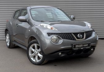 Подержанный автомобиль Nissan Juke 2012 года (3 фото)