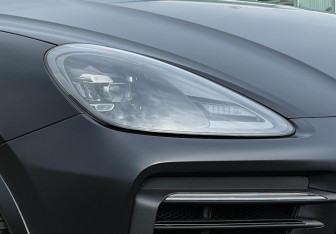 Подержанный автомобиль Porsche Cayenne 2021 года (26 фото)