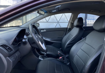 Подержанный автомобиль Hyundai Solaris Sedan 2013 года (18 фото)