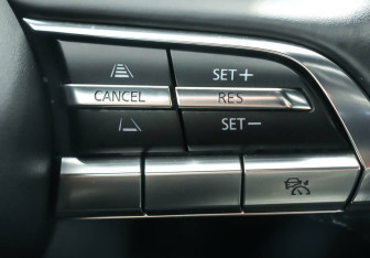 Подержанный автомобиль Mazda 3 Sedan 2021 года (10 фото)