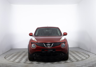 Подержанный автомобиль Nissan Juke 2011 года (2 фото)
