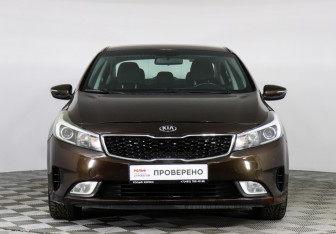 Подержанный автомобиль Kia Cerato Sedan 2019 года (2 фото)
