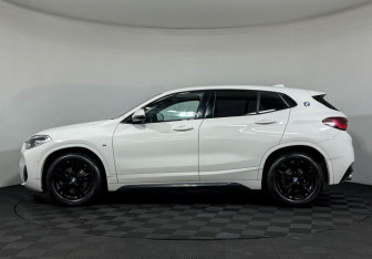 Подержанный автомобиль BMW X2 2021 года (5 фото)