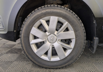 Подержанный автомобиль LADA (ВАЗ) Granta Liftback 2023 года (12 фото)