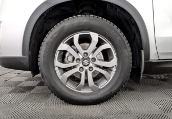 Подержанный автомобиль Suzuki Vitara 2021 года (18 фото)