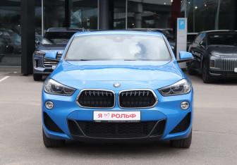 Подержанный автомобиль BMW X2 2018 года (2 фото)