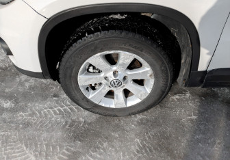 Подержанный автомобиль Volkswagen Tiguan 2012 года (18 фото)