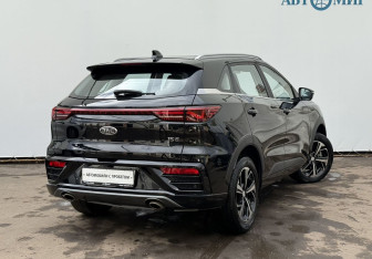 Подержанный автомобиль JAC JS6 2023 года (5 фото)