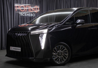 Подержанный автомобиль GAC M8 2023 года (30 фото)