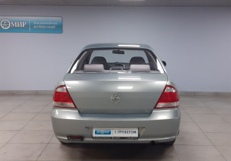 Подержанный автомобиль Nissan Almera Classic 2007 года (6 фото)