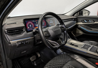 Подержанный автомобиль Exeed TXL 2022 года (15 фото)