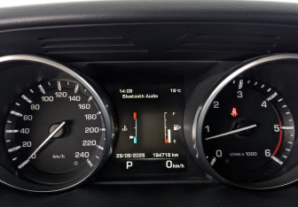 Подержанный автомобиль Land Rover Range Rover Sport 2013 года (13 фото)