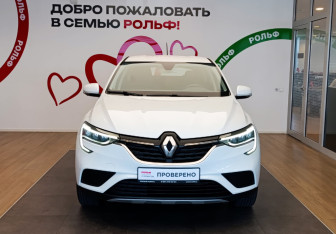 Подержанный автомобиль Renault Arkana 2020 года (2 фото)