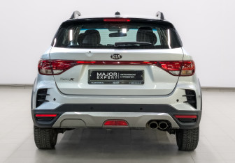 Подержанный автомобиль Kia Rio Hatchback 2021 года (6 фото)